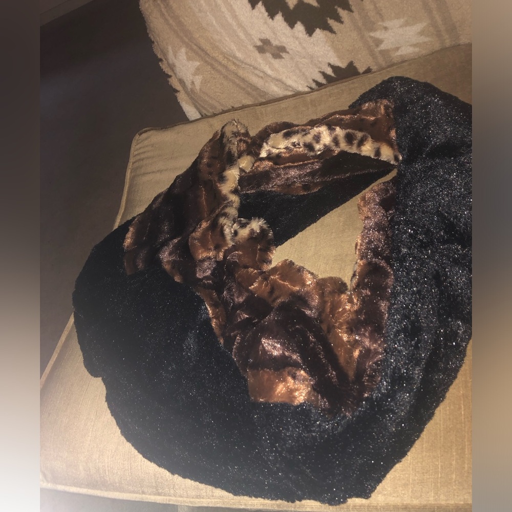 Elegant Black and Brown Faux Fur Scarf- 82A $30 or $25 w/offer
